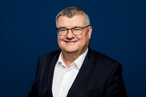 Peter Axmann leitet den Bereich Commercial Real Estate